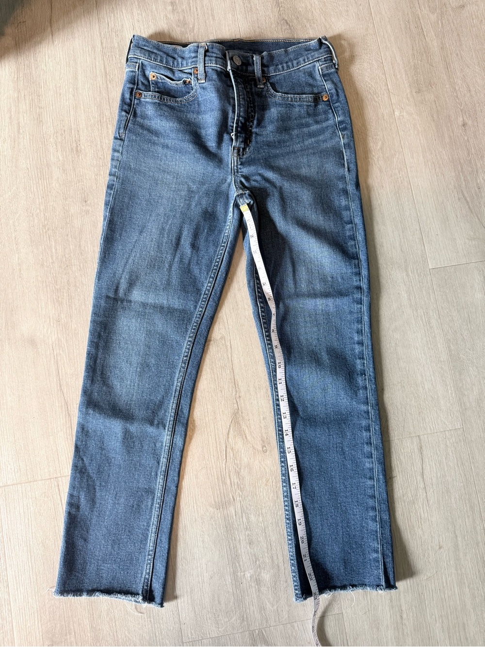 GAP Blue Denim Mid-Rise Straight Leg Jeans Women's Size 2 EUC